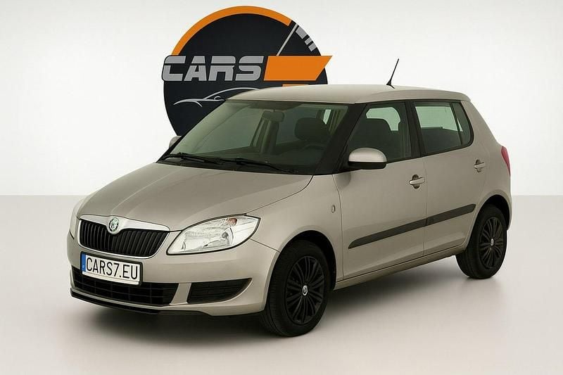 Szary Używany 2007 Skoda Fabia Hatchback | 12 900 zł (Uczciwa cena) - Obraz 1/4