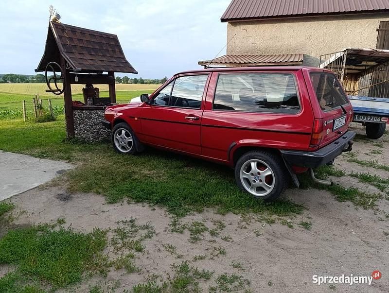 Używany VW Polo 1983 Czerwony Kombi