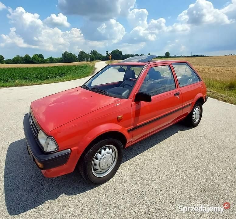 Używany 1989 Toyota Starlet Hatchback | 14 900 zł - Obraz 1/4