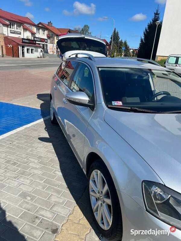 Srebrny Używany 2011 VW Passat Kombi | 27 800 zł (Uczciwa cena) - Obraz 1/4