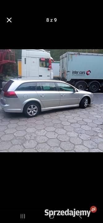 Srebrny Używany 2008 Opel Vectra OPC Kombi | 9990 zł (Uczciwa cena) - Obraz 1/4