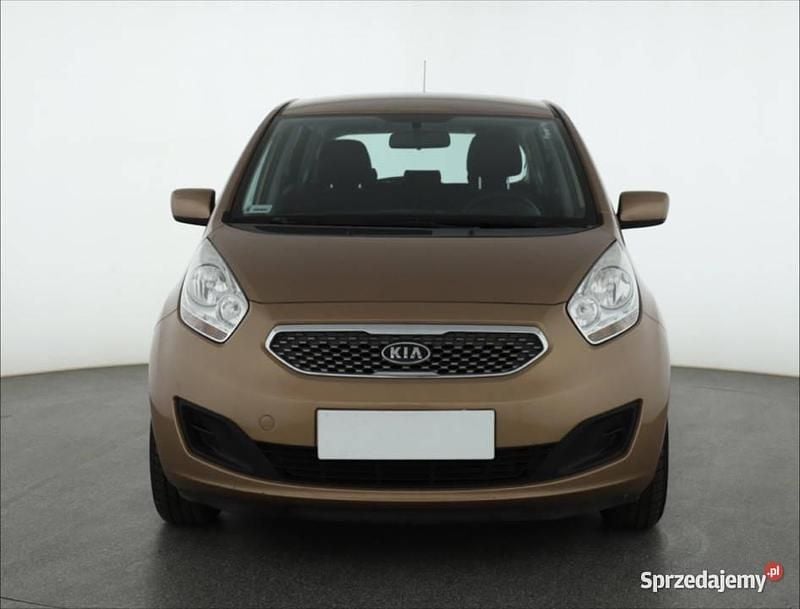 Beżowy Używany 2010 Kia Venga Hatchback | 22 999 zł (Uczciwa cena) - Obraz 1/4