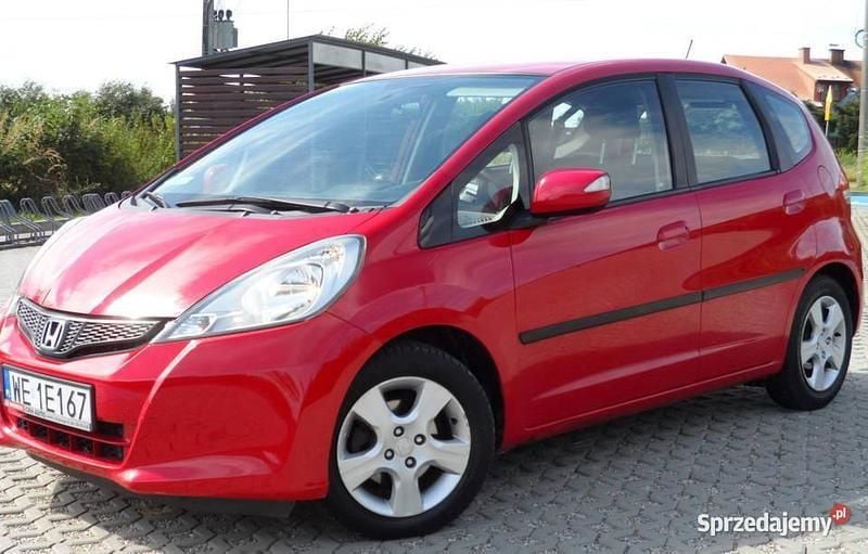 Czerwony Używany 2011 Honda Jazz Hatchback | 22 800 zł (Uczciwa cena) - Obraz 1/4