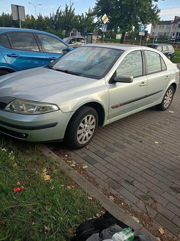 Srebrny Używany 2003 Renault Laguna II Sedan/Limuzyna | 2000 zł (Uczciwa cena) - Obraz 1/4