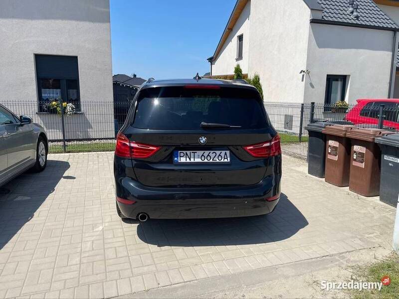 Czarny Używany 2016 BMW 216 Gran Tourer Shadowline Minivan | 46 500 zł - Obraz 1/4