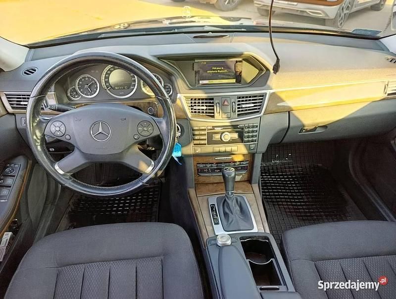 Używany Mercedes 200 Elegance 2009 Sedan/Limuzyna