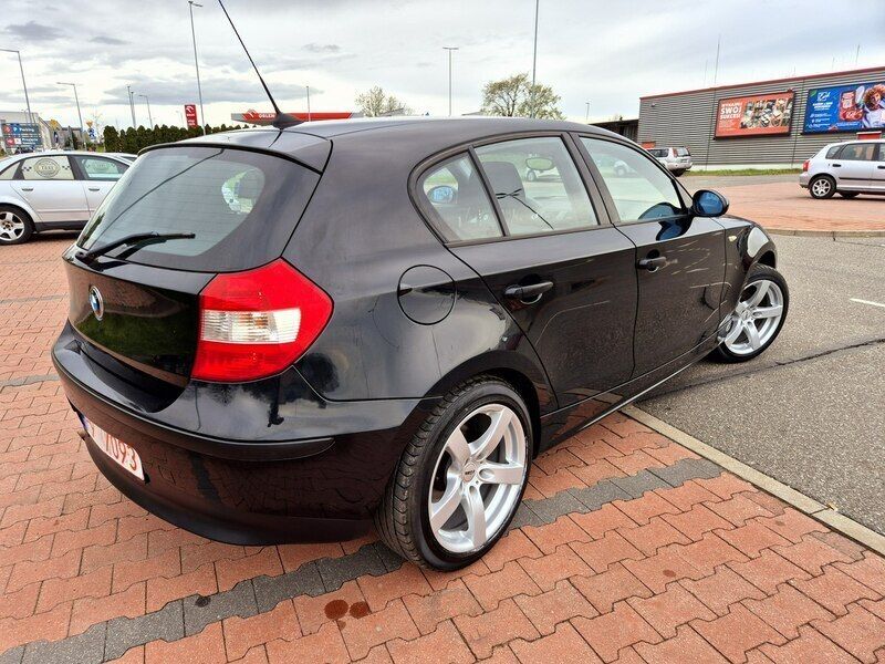 Używany BMW 116 116 KM (85 kW) 2007 Czarny (metalik) Hatchback