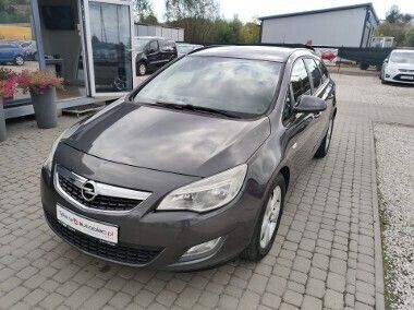Używany 2011 Opel Astra Kombi | 14 900 zł (Dość drogi) - Obraz 1/4