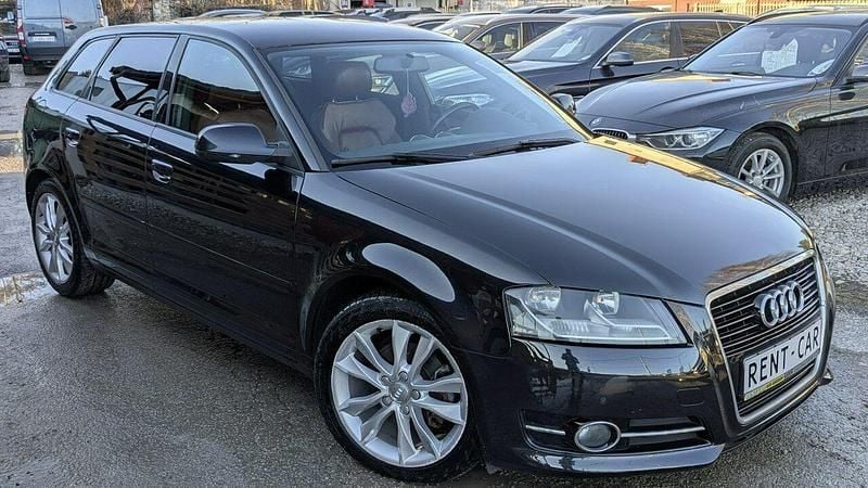 Używany Audi A3 Sportback 125 KM (91 kW) 2012 Czarny Hatchback
