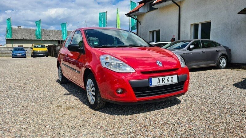 Czerwony Używany 2010 Renault Clio II Hatchback | 14 900 zł (Dość drogi) - Obraz 1/4