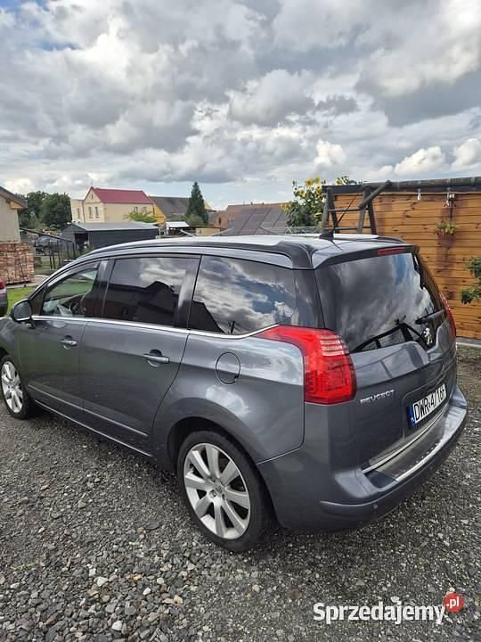Używany Peugeot 5008 Allure 150 KM (110 kW) 2011 Minivan