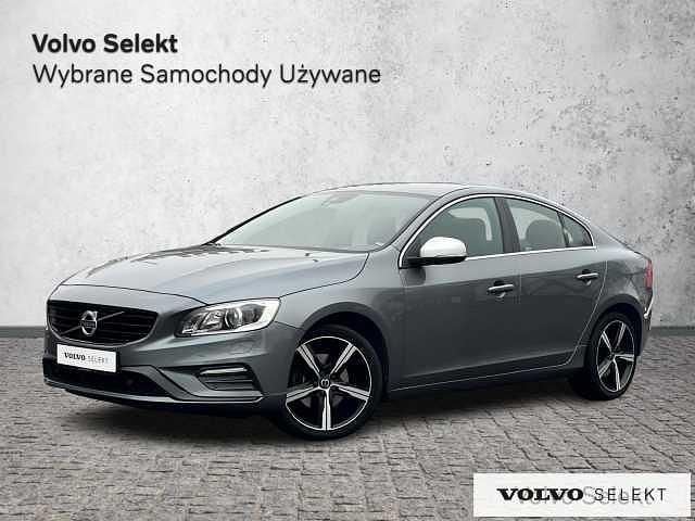 Szary Używany 2018 Volvo S60 Sedan/Limuzyna | 74 900 zł (Dobra cena) - Obraz 1/3