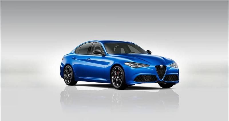 Lakier metalizowany niebieski misano blue Nowe 2025 Alfa Romeo Giulia Veloce Sedan/Limuzyna | 217 900 zł (Uczciwa cena) - Obraz 1/4