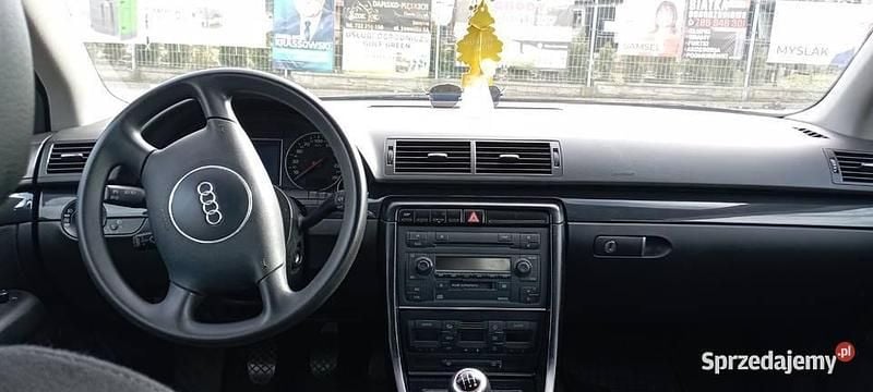 Używany Audi A4 2003 Srebrny Sedan/Limuzyna