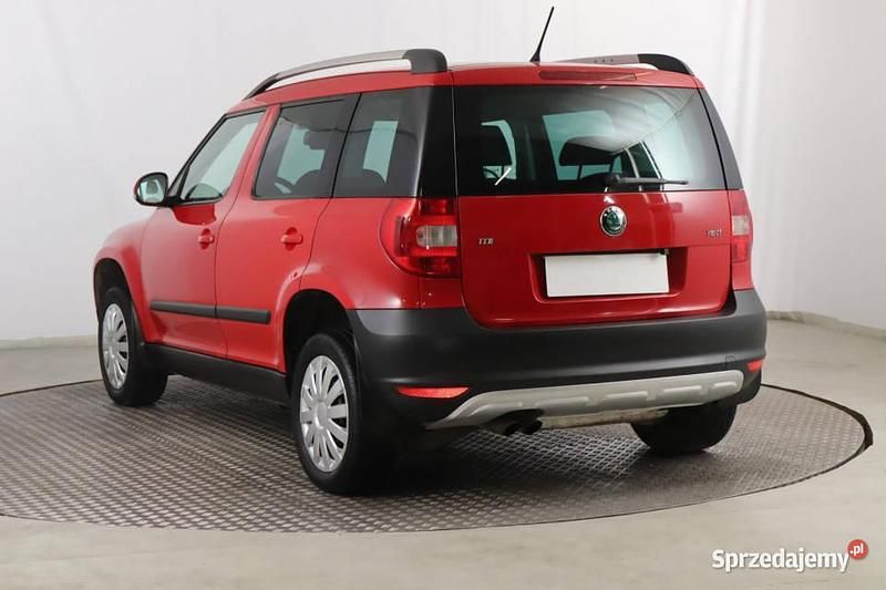 Używany Skoda Yeti 2011 Czerwony SUV