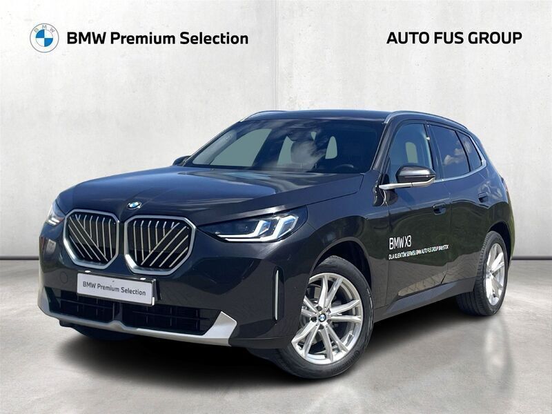 Szary sophisto z brylantowym połyskiem metalizowany Używany 2024 BMW X3 Comfort Edition SUV | 266 900 zł - Obraz 1/3