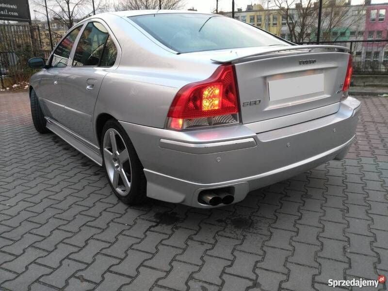 Używany Volvo S60 2005 Srebrny Sedan/Limuzyna