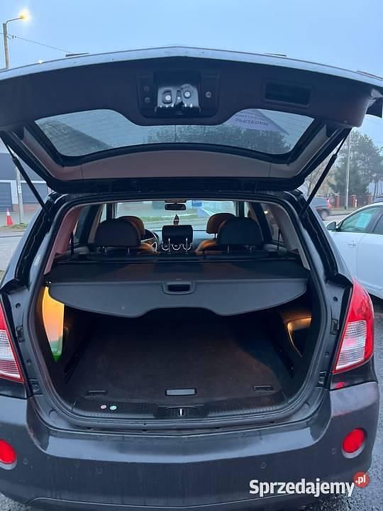 Używany Opel Antara 163 KM (119 kW) 2014 Czarny SUV