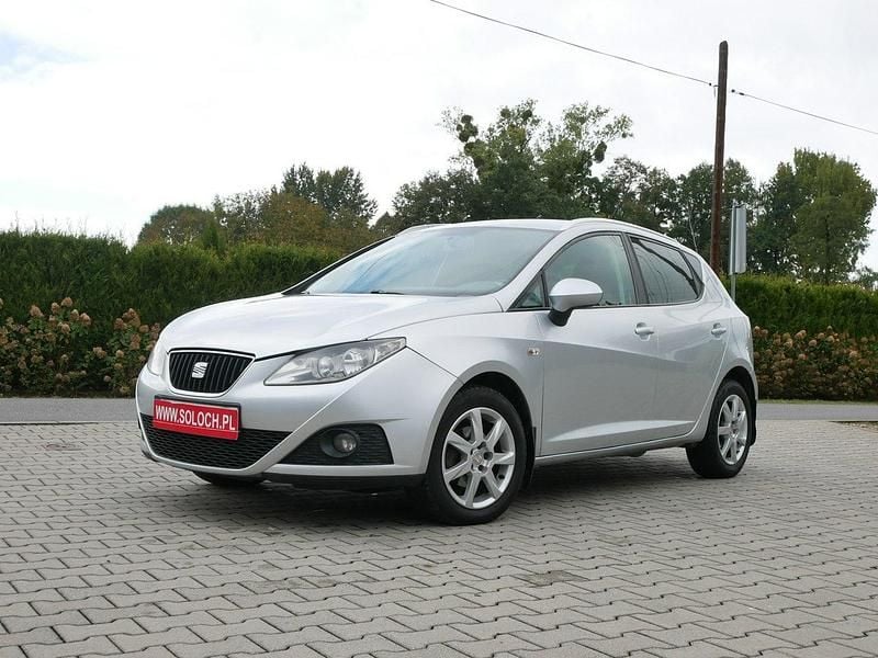 Srebrny Używany 2010 Seat Ibiza Hatchback | 9500 zł (Super Cena) - Obraz 1/4