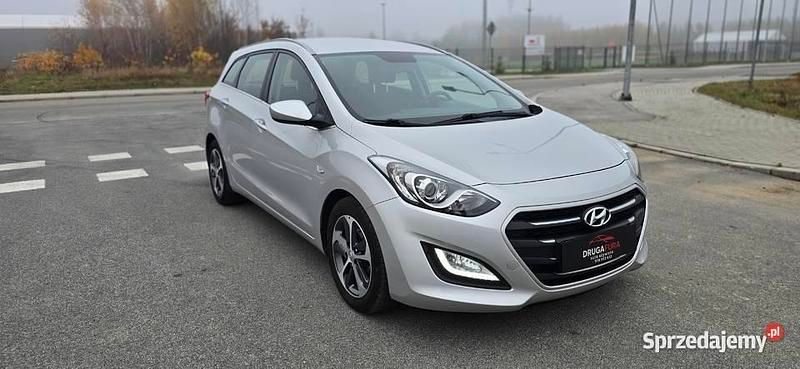 Używany 2016 Hyundai i30 Kombi | 37 900 zł (Uczciwa cena) - Obraz 1/4