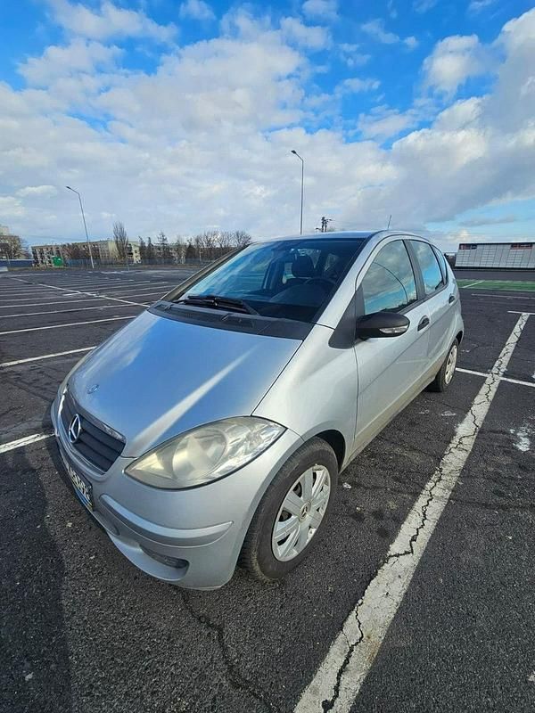 Używany Mercedes A150 95 KM (69 kW) 2006 Srebrny Hatchback