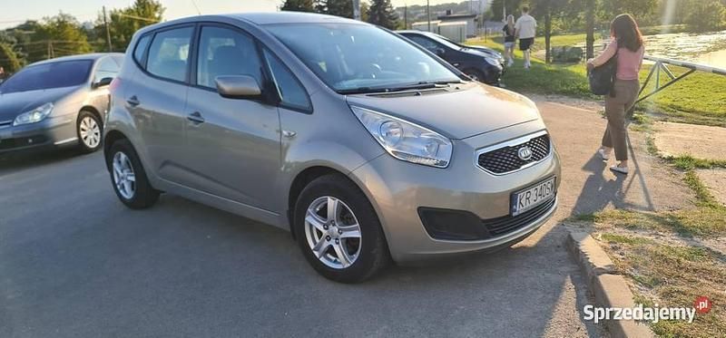 Używany 2011 Kia Venga Hatchback | 22 800 zł (Uczciwa cena) - Obraz 1/4