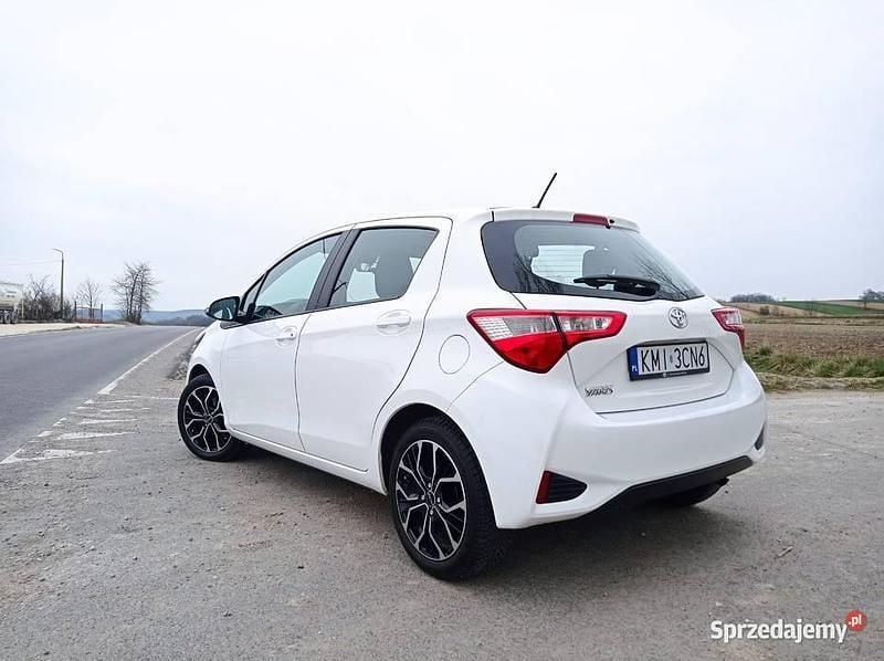 Używany Toyota Yaris 2017 Biały Hatchback