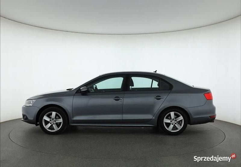Używany VW Jetta 2010 Szary Sedan/Limuzyna