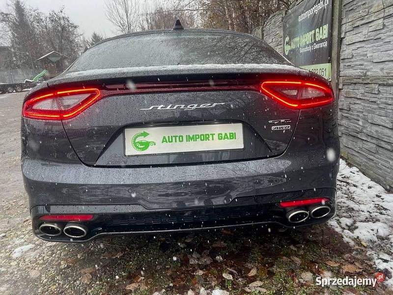 Używany Kia Stinger 245 KM (180 kW) 2020 Grafitowy Hatchback