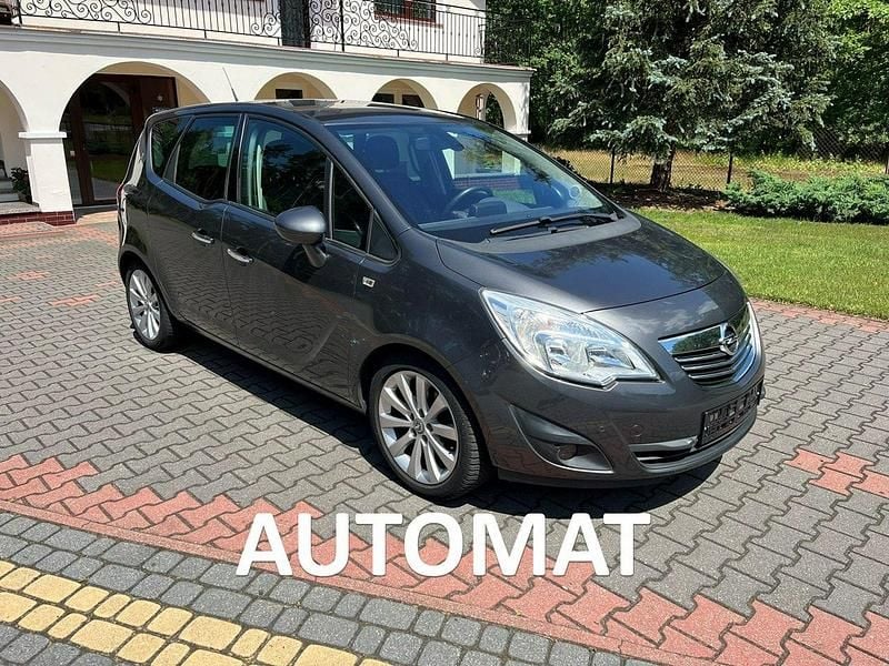 Szary Używany 2012 Opel Meriva Minivan | 28 000 zł (Drogi) - Obraz 1/4