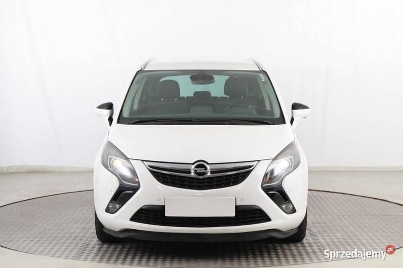 Biały Używany 2014 Opel Zafira Minivan | 22 999 zł (Dobra cena) - Obraz 1/4