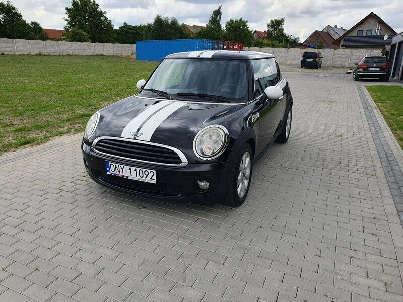 Używany Mini ONE 95 KM (69 kW) 2009 Czarny Hatchback
