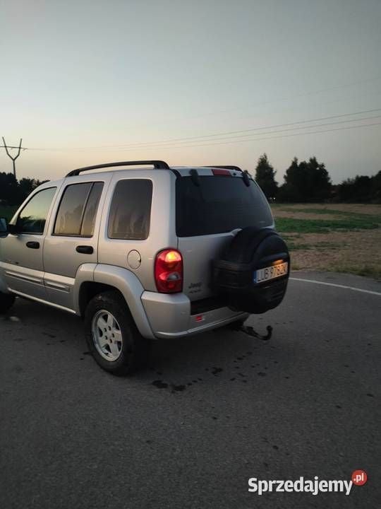 Srebrny Używany 2003 Jeep Cherokee SUV | 29 900 zł - Obraz 1/4