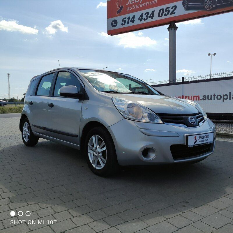 Srebrny Używany 2011 Nissan Note Minivan | 19 800 zł (Dość drogi) - Obraz 1/4