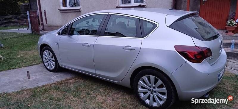 Używany 2012 Opel Astra | 22 500 zł (Uczciwa cena) - Obraz 1/4