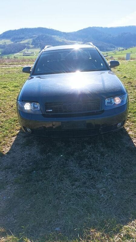 Czarny Używany 2004 Audi A4 | 6500 zł (Dobra cena) - Obraz 1/4