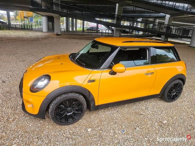 Używany Mini Cooper 2016 Pomarańczowy Hatchback