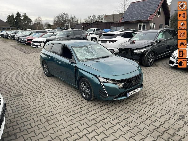 Zielony Używany 2024 Peugeot 308 Kombi | 49 900 zł - Obraz 1/4