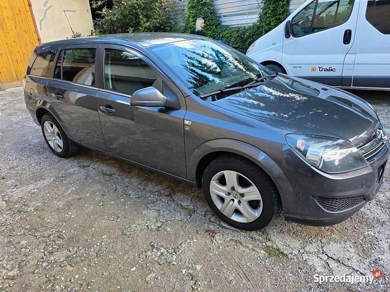 Używany Opel Astra 2010
