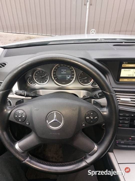 Używany Mercedes E350 231 KM (169 kW) 2010 Srebrny Sedan/Limuzyna