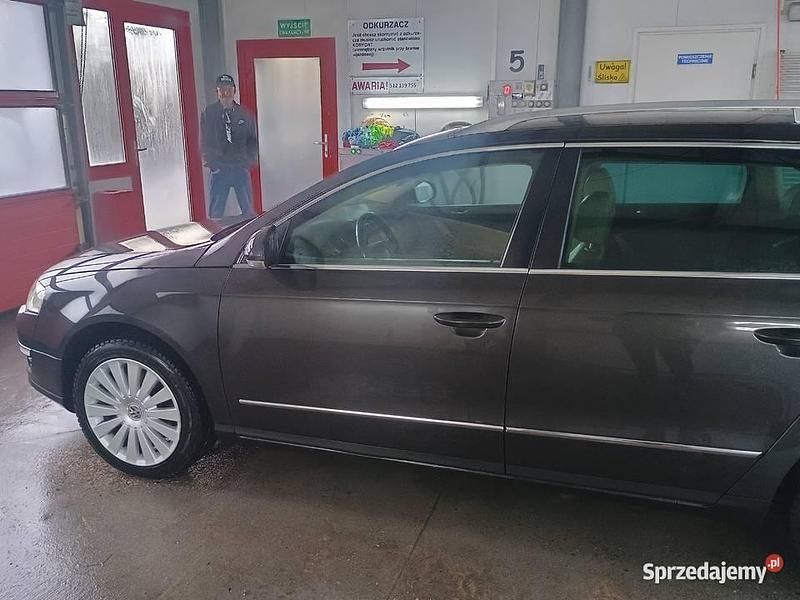 Używany 2006 VW Passat | 12 900 zł (Dość drogi) - Obraz 1/4