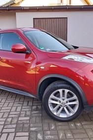 Używany Nissan Juke Tekna 190 KM (139 kW) 2011 Czerwony SUV