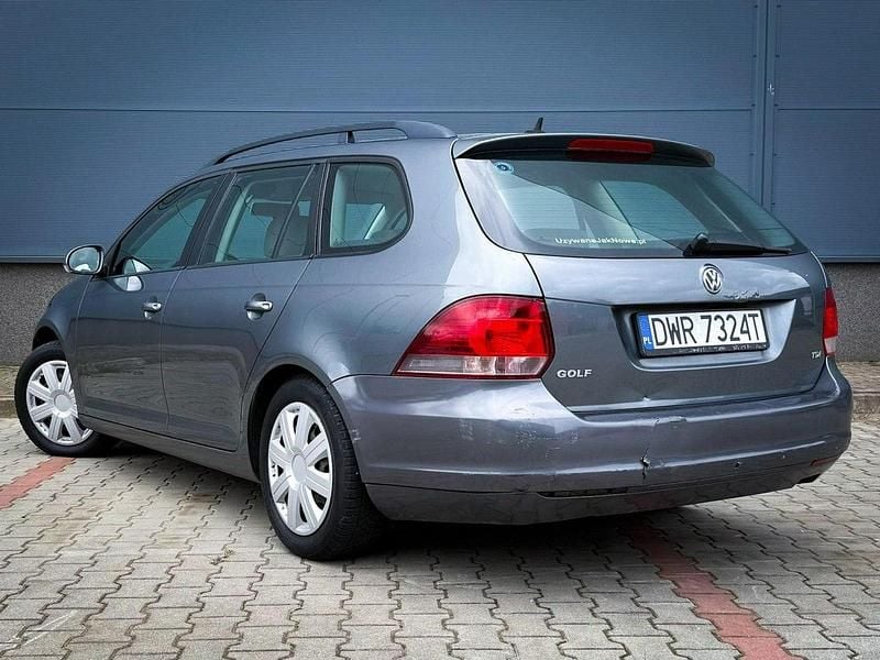Używany VW Golf VI 90 KM (66 kW) 2010 Szary (metalik) Hatchback