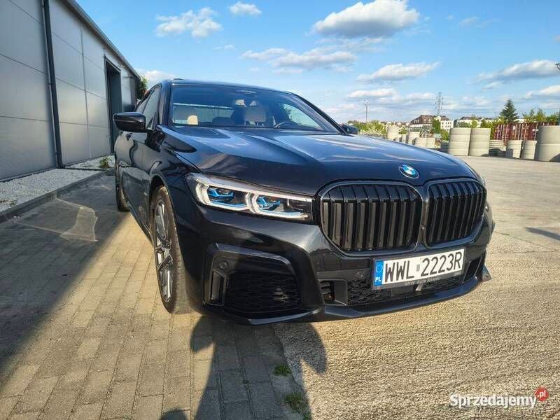 Czarny Używany 2020 BMW 750 Sedan/Limuzyna | 239 000 zł - Obraz 1/4