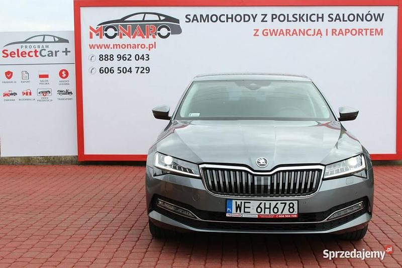 Używany Skoda Superb Ambition 150 KM (110 kW) 2022 Szary Sedan/Limuzyna