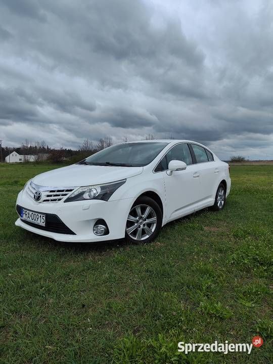 Używany 2014 Toyota Avensis Sedan/Limuzyna | 36 300 zł (Uczciwa cena) - Obraz 1/4