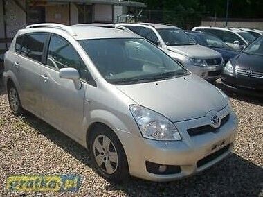 Srebrny Używany 2003 Toyota Corolla Verso Minivan | 12 000 zł - Obraz 1/4