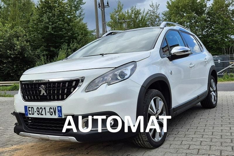 Biały (metalik, perła) Używany 2016 Peugeot 2008 SUV | 18 999 zł - Obraz 1/4