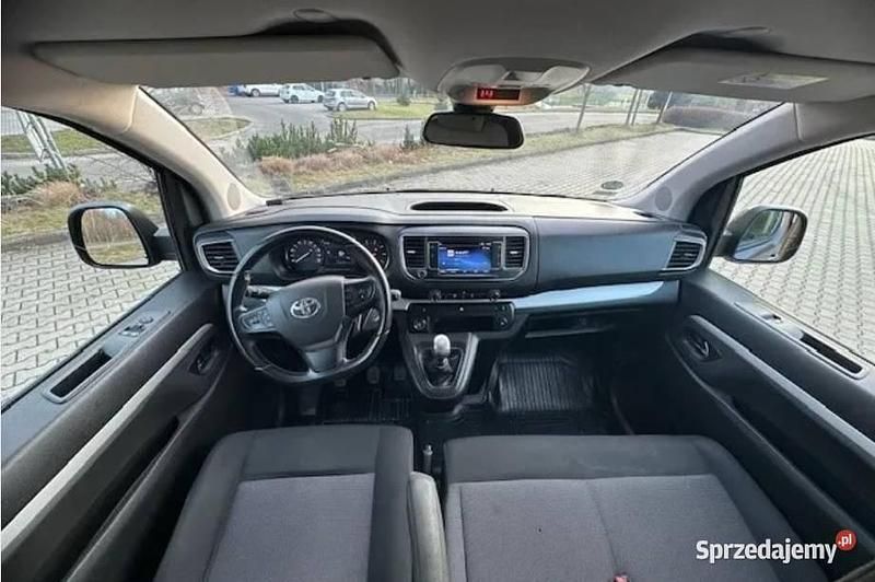 Używany Toyota Proace 2019 Minivan