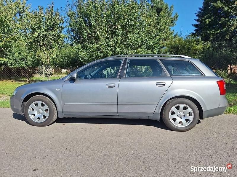 Używany Audi A4 Comfort 2003 Grafitowy Sedan/Limuzyna